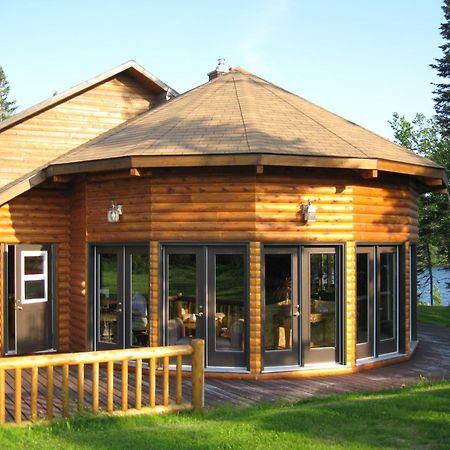 Tuckamore Lodge Main Brook Exterior photo